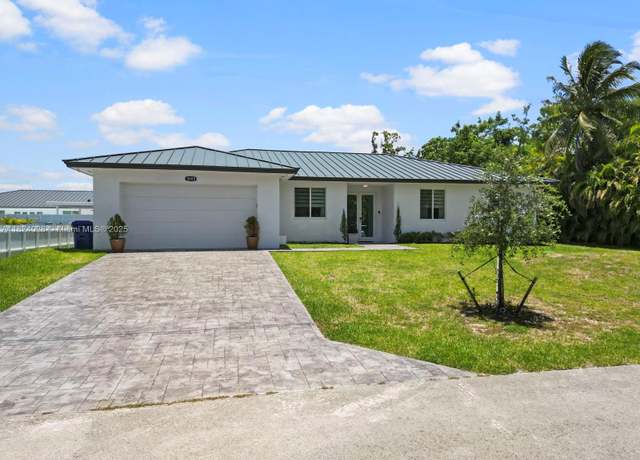 Property at 18100 SW 175th St, Miami, FL 33187, 4 beds, 3 baths
