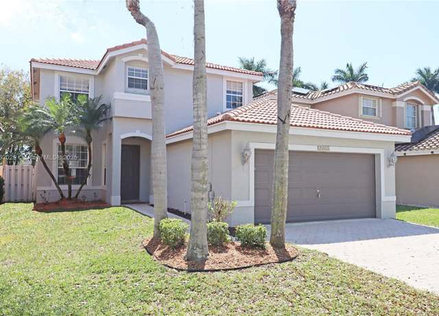 Property at 15854 SW 21st St, Miramar, FL 33027, 3 beds, 2.5 baths