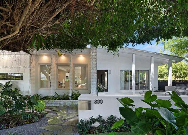 Property at 800 E Dilido Dr, Miami Beach, FL 33139, 3 beds, 3 baths