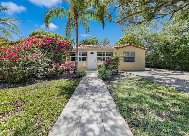 Property at 3610 SW 59th Ave, Miami, FL 33155, 3 beds, 3 baths