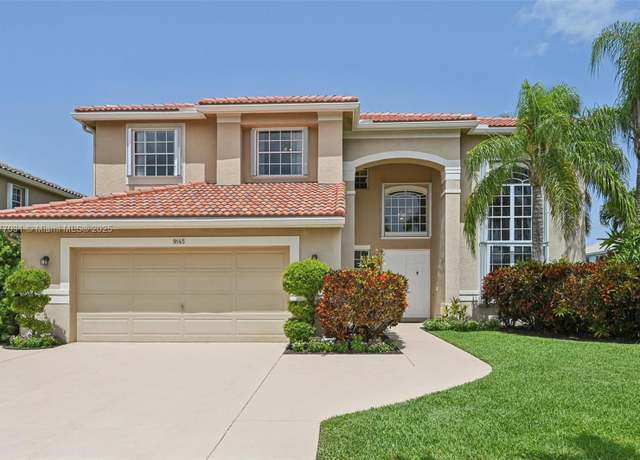 Property at 9145 Picot Ct, Boynton Beach, FL 33472, 5 beds, 3 baths