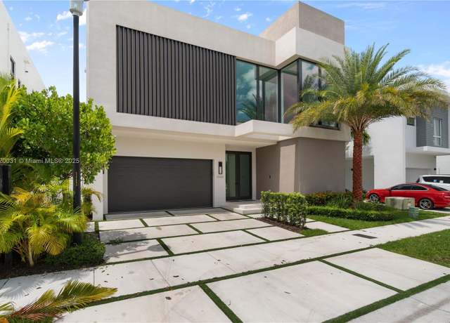 Property at 10459 NW 68th Ter, Doral, FL 33178, 5 beds, 5.5 baths