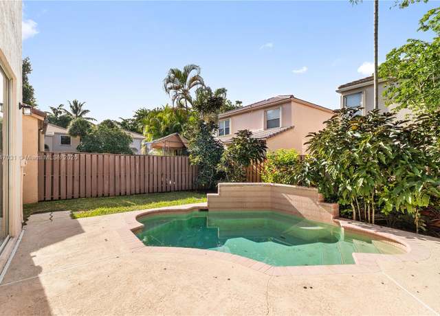 Property at 10781 NW 12 Dr, Plantation, FL 33322, 3 beds, 2.5 baths