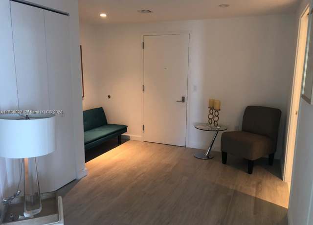 Property at 55 SW 9th St #3503, Miami, FL 33130, 2 beds, 2 baths
