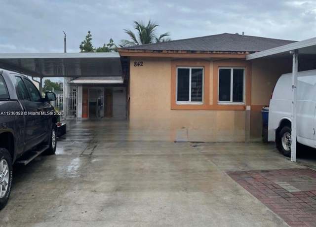 Property at 840 NW 80th St, Miami, FL 33150, 7 beds, 6 baths