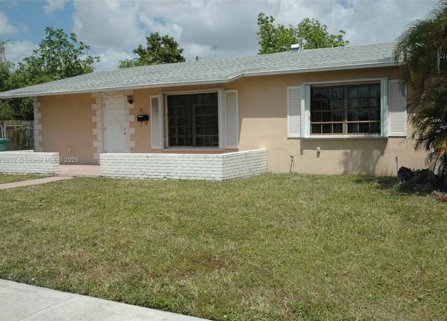 Property at 55 NE 212th St, Miami Gardens, FL 33179, 3 beds, 2 baths