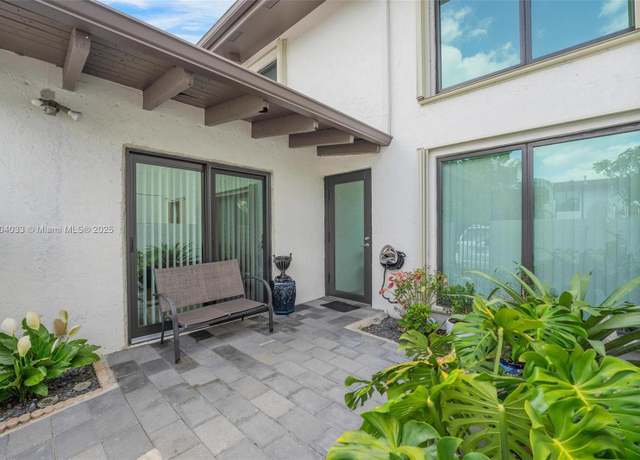 Property at 6929 SW 109th Pl, Miami, FL 33173, 3 beds, 2 baths