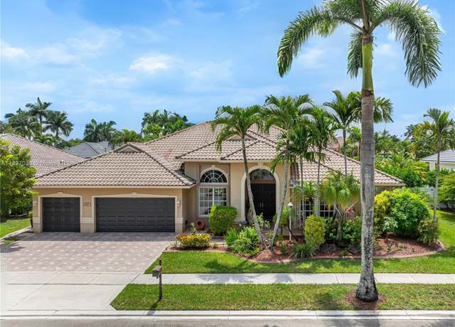 Property at 1907 NW 137th Ter, Pembroke Pines, FL 33028, 5 beds, 3.5 baths