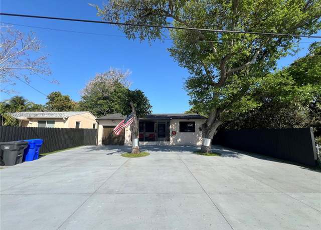 Property at 1011 25th Ave, Hollywood, FL 33020, 2 beds, 1 bath
