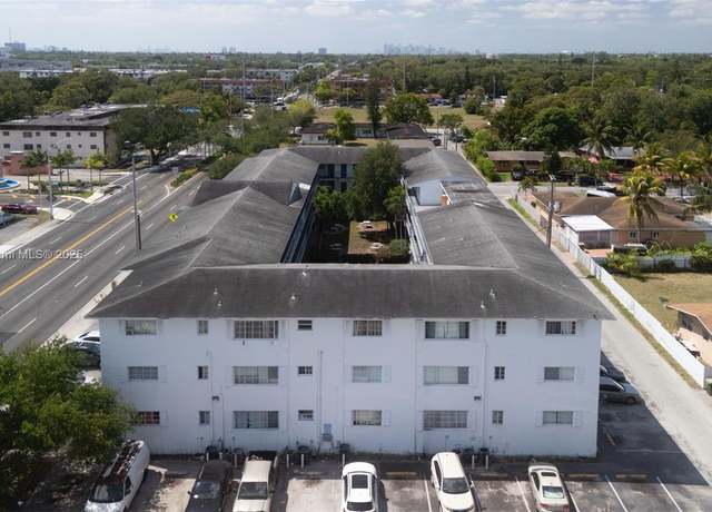 Property at 13700 NE 6th Ave #115, North Miami, FL 33161, 1 bed, 1 bath