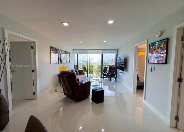 Property at 20379 W Country Club Dr #1434, Aventura, FL 33180, 2 beds, 2 baths