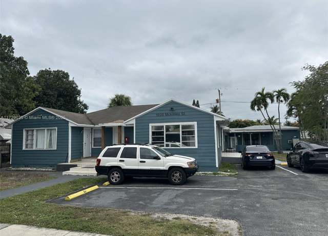 Property at 1928 Mckinley St, Hollywood, FL 33020, 28 beds, 28 baths