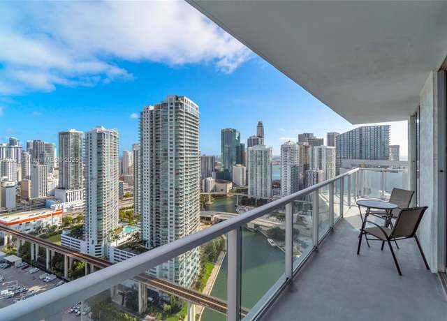 Property at 185 SW 7th St #3811, Miami, FL 33130, 3 beds, 3 baths