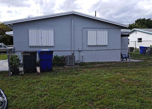 Property at 5901 Garfield St, Hollywood, FL 33021, 9 beds, 3 baths