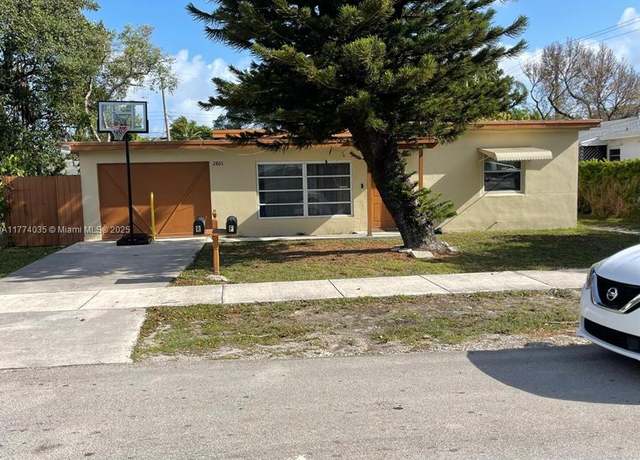 Property at 2801 Mayo St, Hollywood, FL 33020, 3 beds, 2 baths
