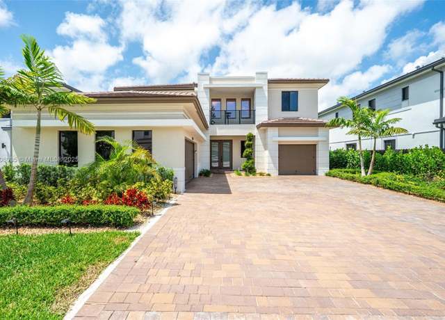 Property at 12070 SW 83rd Pl, Miami, FL 33156, 5 beds, 5.5 baths