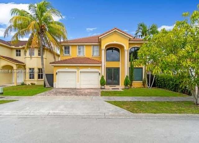 Property at 7936 SW 164th Pl, Miami, FL 33193, 5 beds, 4 baths