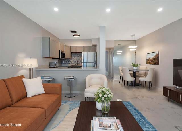Property at 820 SW 11th Ave Unit 14B, Hallandale Beach, FL 33009, 1 bed, 1 bath