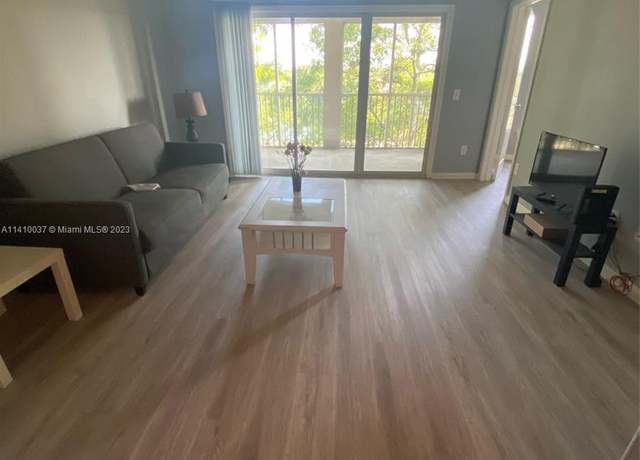 Property at 8290 W Gate Pkwy #216, Jacksonville, FL 32216, 2 beds, 2 baths