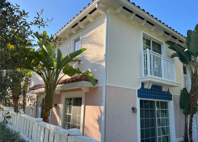 Property at 2361 SE 5th St #2361, Pompano Beach, FL 33062, 3 beds, 2.5 baths