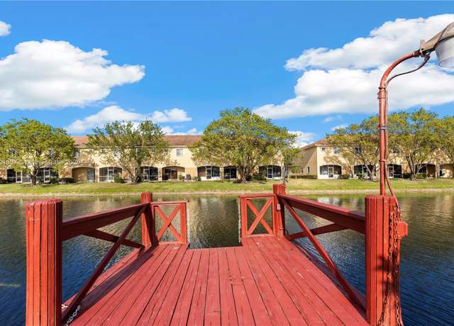 Property at 5706 NW 81st Ave, Tamarac, FL 33321, 2 beds, 2 baths