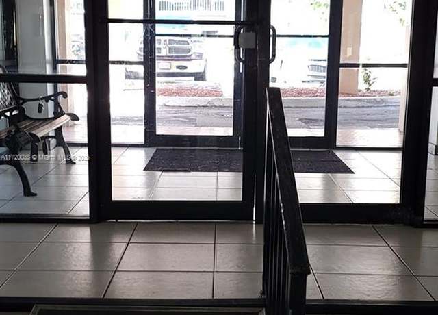 Property at 4168 Inverrary Dr #104, Lauderhill, FL 33319, 2 beds, 2 baths