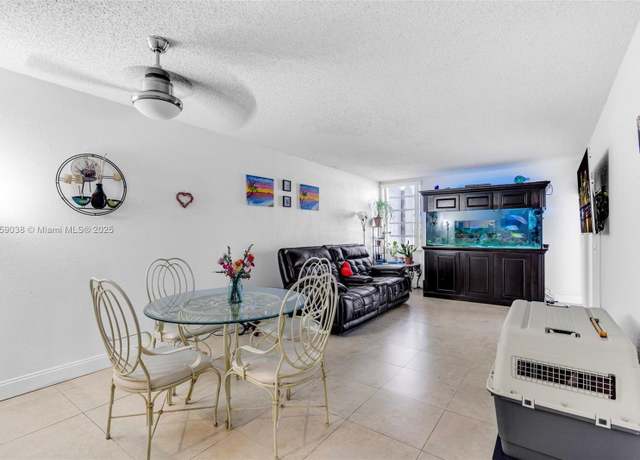 Property at 1900 W 68th St Unit F302, Hialeah, FL 33014, 1 bed, 1.5 baths
