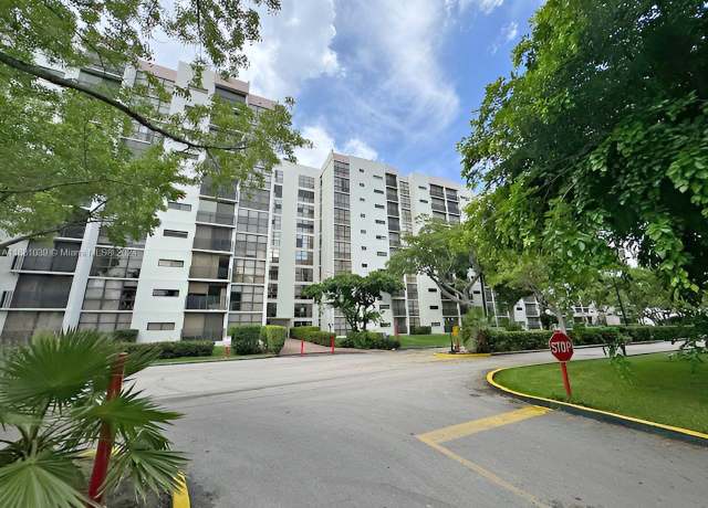 Property at 17021 N Bay Rd #124, Sunny Isles Beach, FL 33160, 2 beds, 2 baths