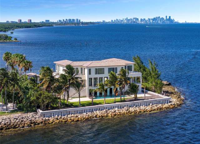 Property at 650 Lugo Ave, Coral Gables, FL 33156, 8 beds, 7 baths