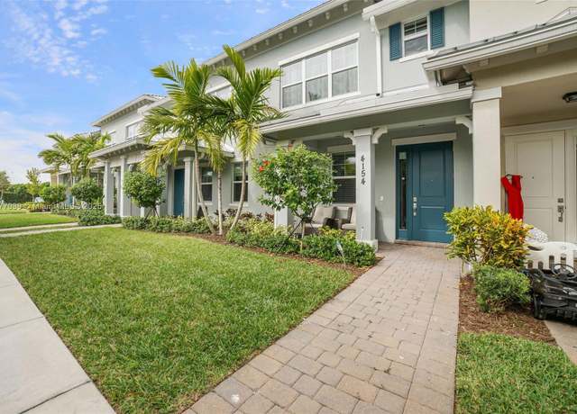 Property at 4154 Greenway Dr, Hollywood, FL 33021, 3 beds, 2.5 baths