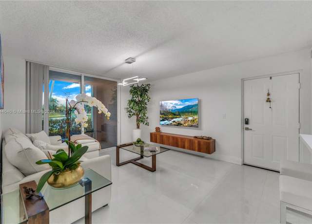 Property at 12160 Saint Andrews Pl #106, Miramar, FL 33025, 2 beds, 1 bath