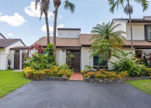 Property at 6817 SW 127th Ct, Miami, FL 33183, 2 beds, 1 bath