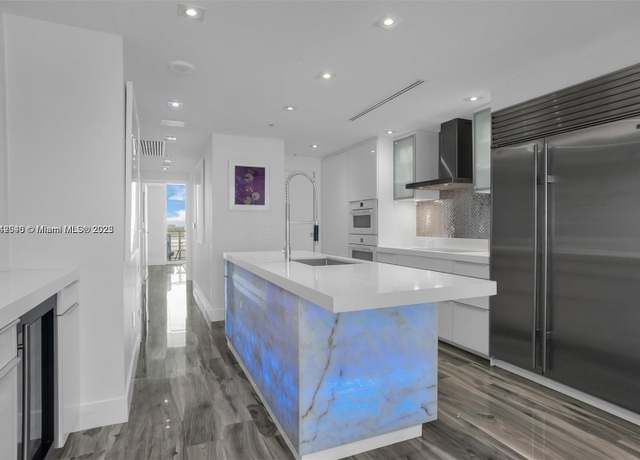Property at 3801 Collins Ave #1104, Miami Beach, FL 33140, 2 beds, 2 baths