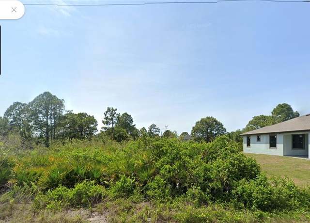 Property at 1021 Oak Ave, Lehigh Acres, FL 33972