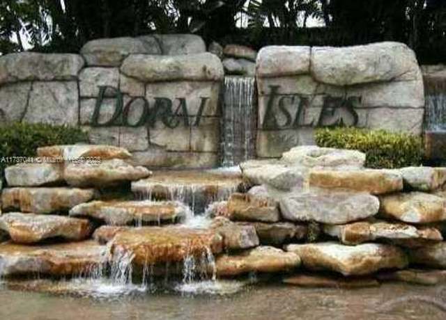 Property at 6731 NW 107th Ct #6731, Doral, FL 33178, 3 beds, 2.5 baths