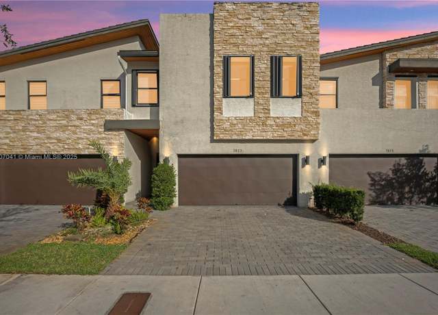 Property at 7823 NW 105th Ave, Doral, FL 33178, 4 beds, 3.5 baths