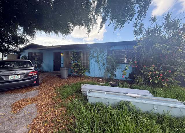 Property at 10315 SW 42nd St, Miami, FL 33165, 4 beds, 2 baths