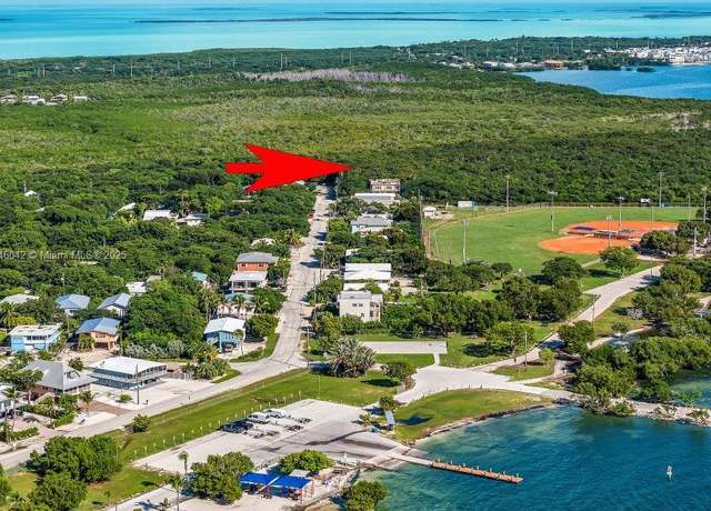 Property at 190 Dove Creek Dr, Tavernier, FL 33070