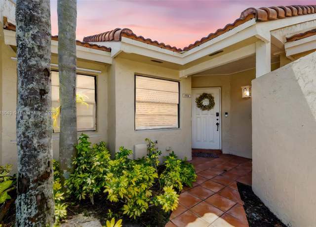 Property at 6536 NW 170th Ter #6536, Hialeah, FL 33015, 2 beds, 2 baths