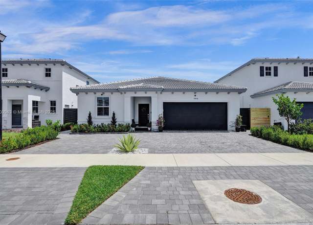 Property at 14836 SW 162nd St, Miami, FL 33187, 3 beds, 2.5 baths