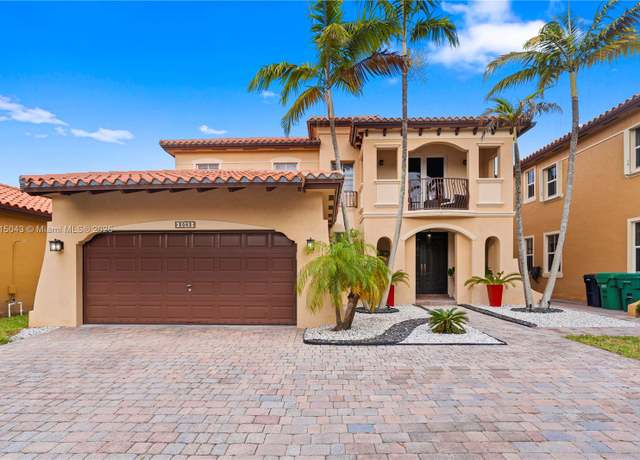 Property at 3082 SW 156th Ave, Miami, FL 33185, 3 beds, 2.5 baths