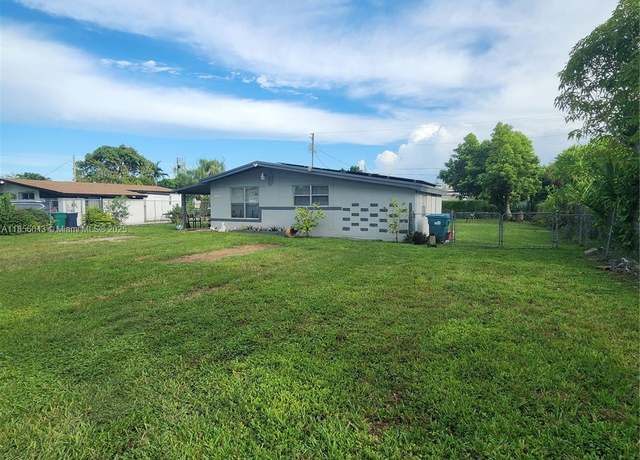 Property at 11520 SW 136th St, Miami, FL 33176, 3 beds, 1.5 baths
