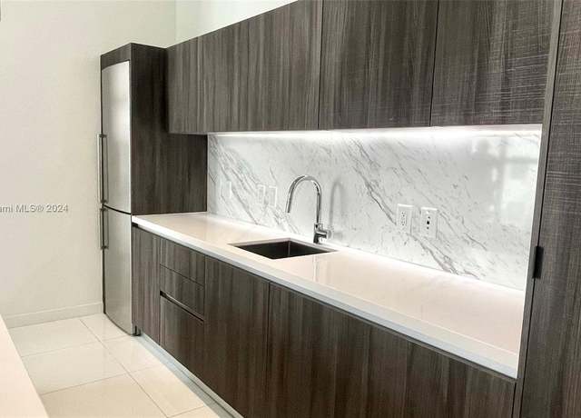 Property at 851 NE 1st Ave #412, Miami, FL 33132, 2 beds, 2 baths