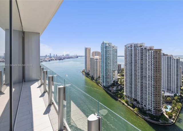 Property at 300 Biscayne Blvd Way #3104, Miami, FL 33131, 4 beds, 5.5 baths