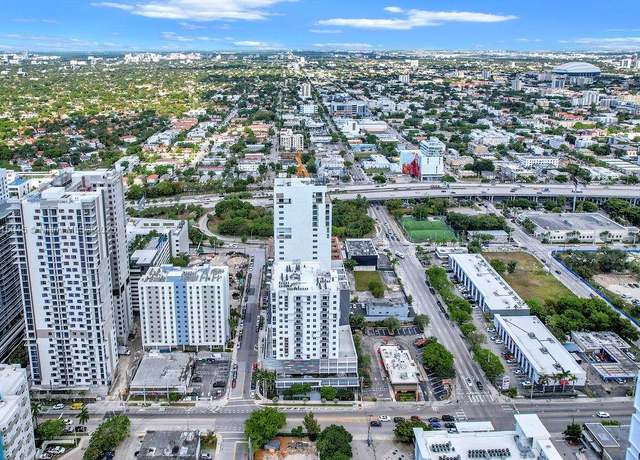 Property at 229 SW 9th St #504, Miami, FL 33130, 1 bath