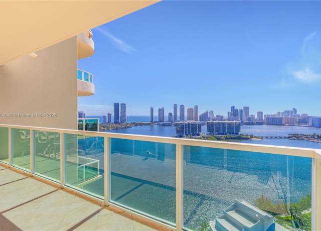Property at 3330 NE 190th St #2915, Aventura, FL 33180, 3 beds, 3 baths