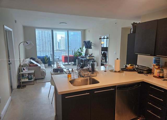 Property at 90 SW 3rd St #3301, Miami, FL 33130, 2 beds, 2 baths
