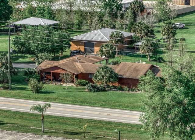 Property at 479 E St 64 Rd, FL 33890, 3 beds, 2 baths