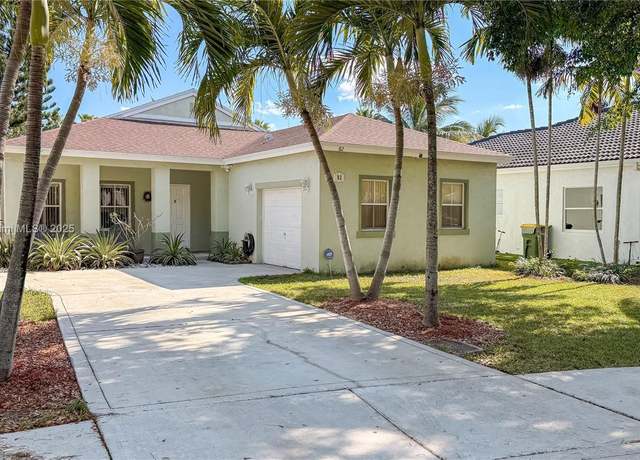 Property at 82 NW 4th St, Homestead, FL 33030, 2 beds, 2 baths
