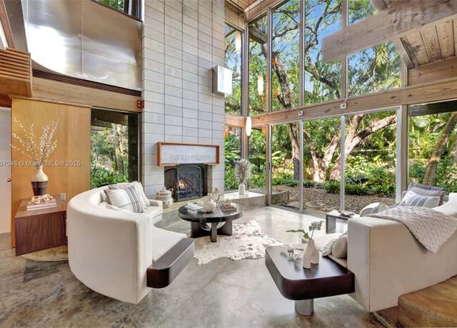 Property at 2410 SW 29th Way, Fort Lauderdale, FL 33312, 4 beds, 2.5 baths